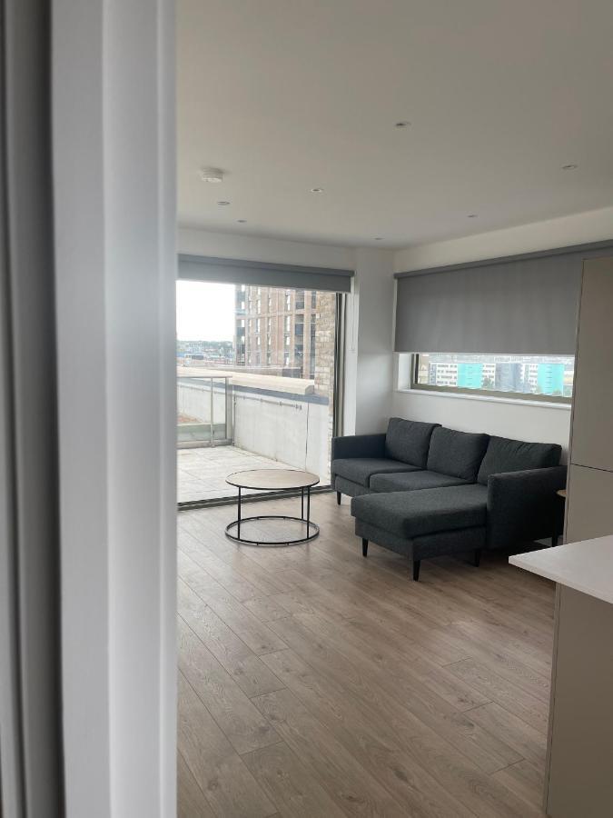 Riverside Rooms And Apartments Londra Exterior foto