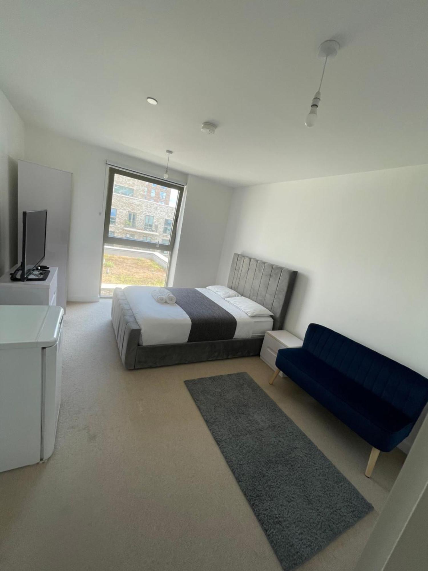 Riverside Rooms And Apartments Londra Exterior foto